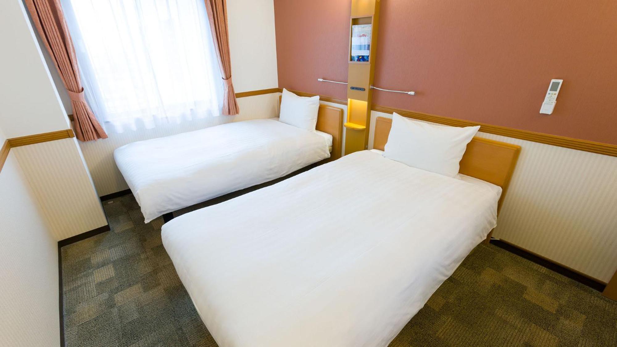 Toyoko Inn Sendai Nishi-Guchi Hirose-Dori Quarto foto